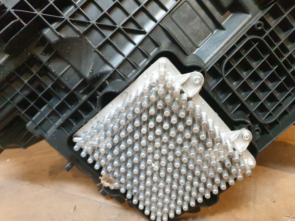 Land L460 Range Rover HIGH LED Scheinwerfer rechts M8E2-13W029-HN