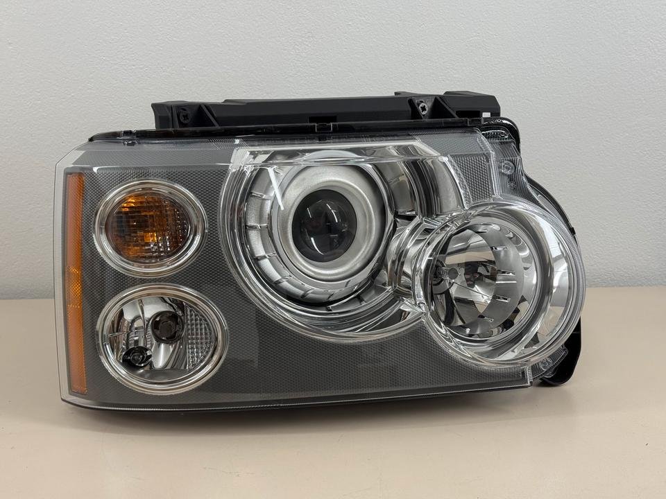 Land Rover Range 3 L322 Xenon Scheinwerfer NEU Rechts 7H4213W029