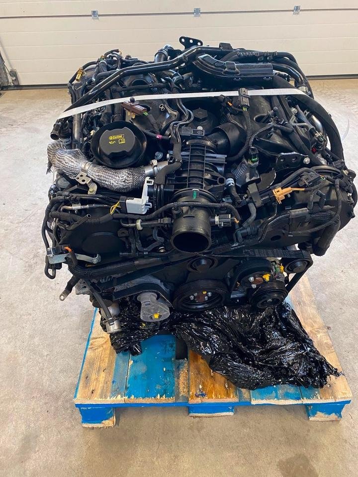 Land Rover Range Rover 3.0 SDV6 Motor 306DT 340 PS Engine Moteur