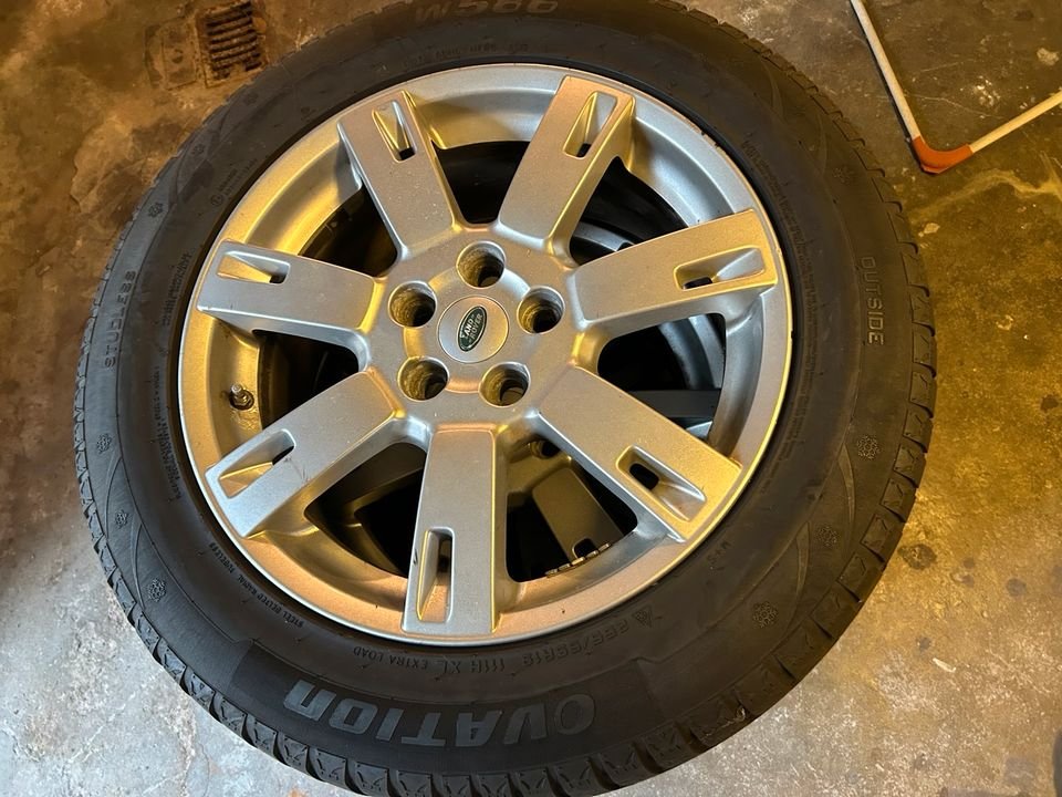 Land Rover Range Rover 4 Reifen, 5 Lochfelge, Aluminium