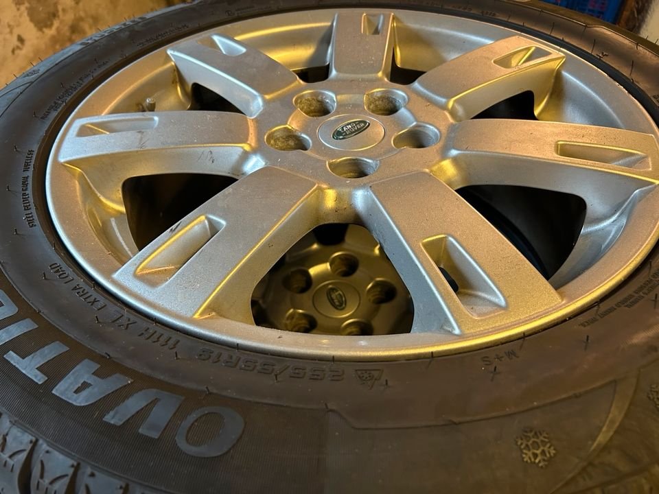 Land Rover Range Rover 4 Reifen, 5 Lochfelge, Aluminium