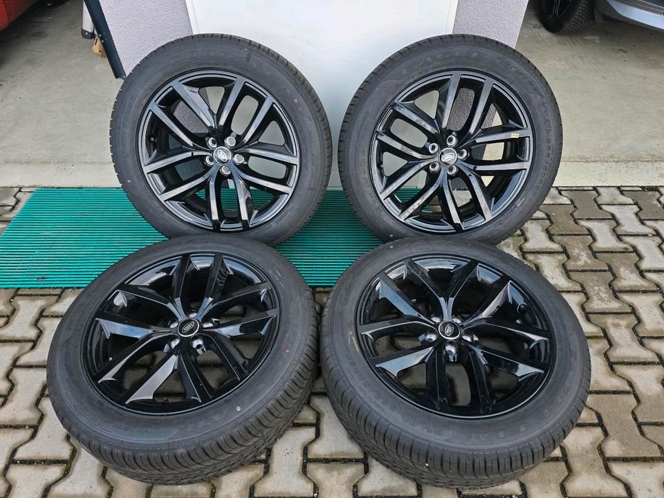Land Rover Range Rover Velar Felgen Allwetterreifen 255/50 R20
