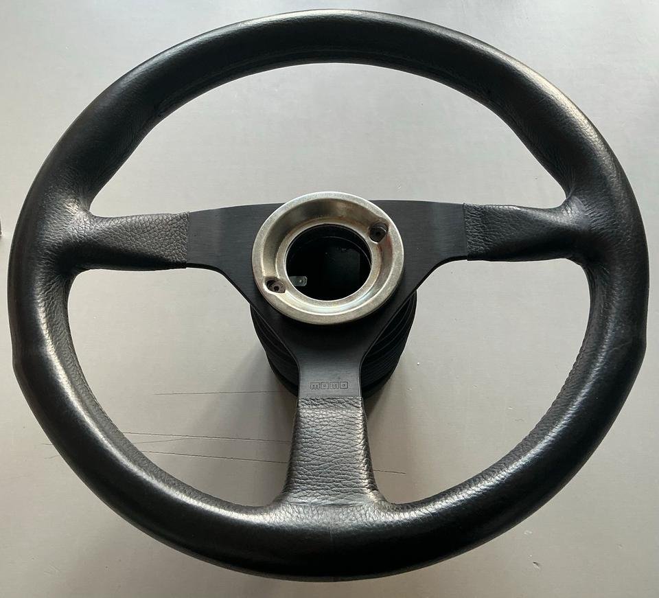 Lenkrad MOMO für PORSCHE G-Modell neu