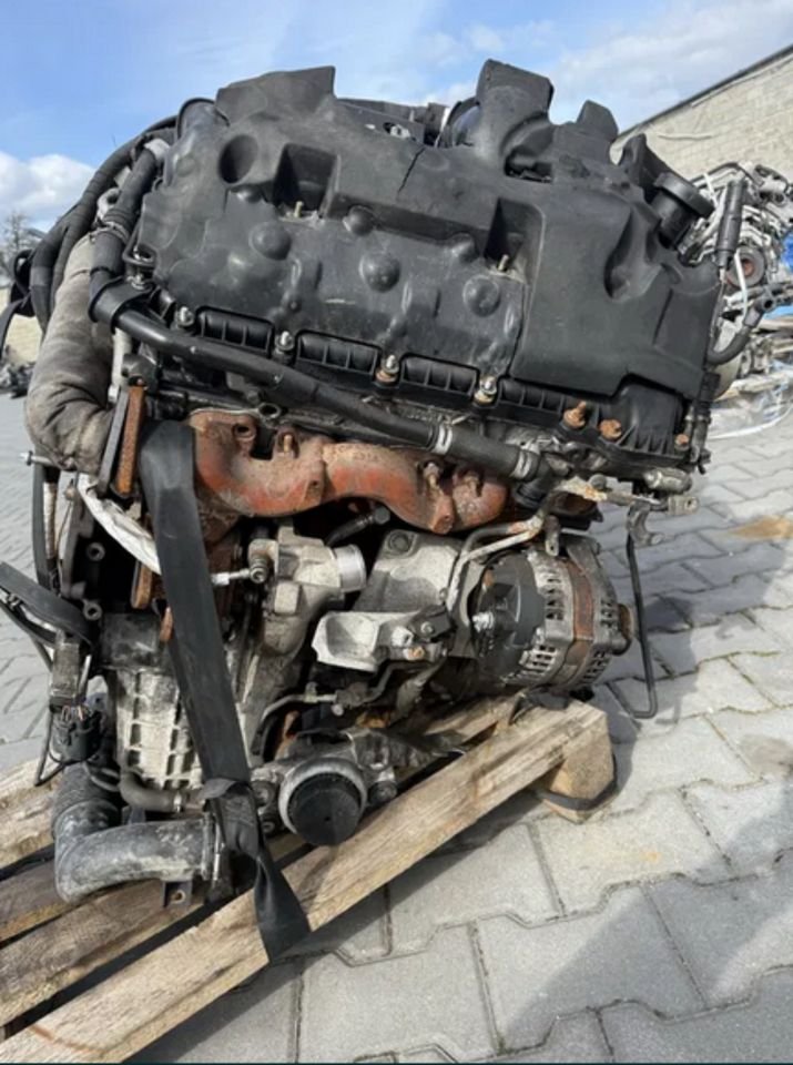 Motor 4.4 V8 M62B44 VANOS RANGE ROVER L322 VOUGE 87TKM KOMPLETT