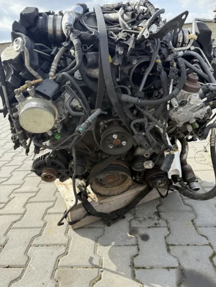 Motor 4.4 V8 M62B44 VANOS RANGE ROVER L322 VOUGE 87TKM KOMPLETT