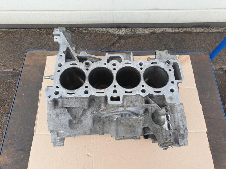 Motor Land Range Rover Jaguar 204DTD / PBG4D3-6015-AD