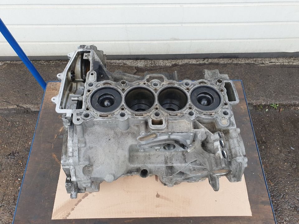 Motor Land Range Rover Jaguar 204DTD PBG4D3-6015-EE