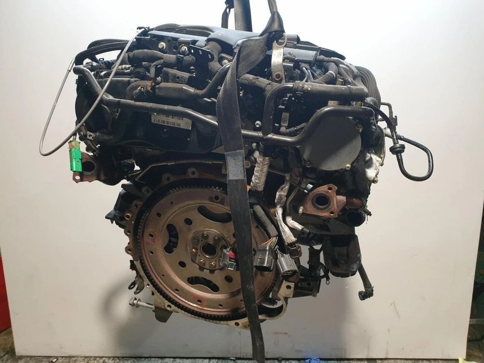 Motor Range Rover Velar r-dynamic se 306DTA 3.0L diesel 2018