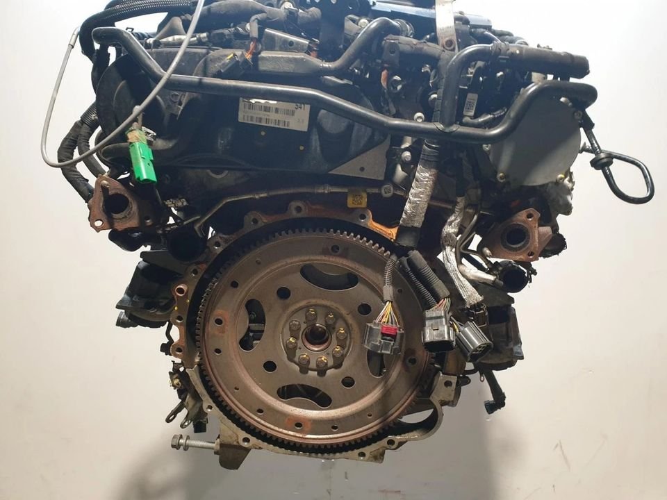 Motor Range Rover Velar r-dynamic se 306DTA 3.0L diesel 2018