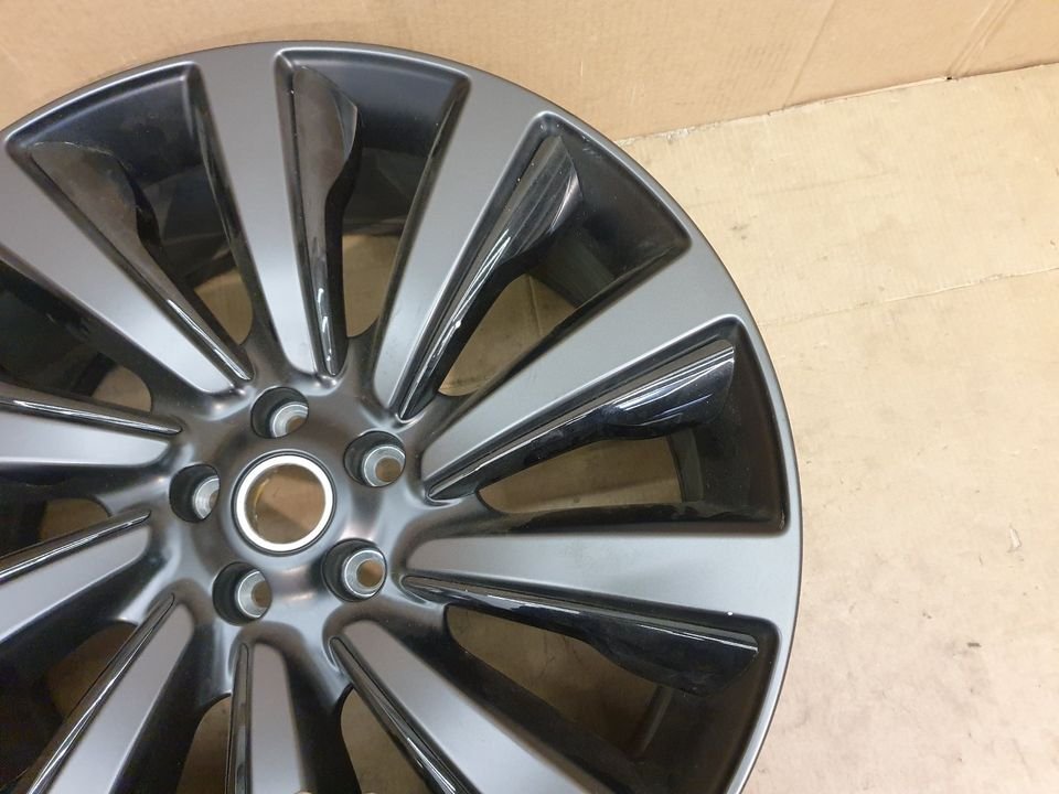 NEW Range Rover L-460 Alu-Felge RECHTS LR166714 9,5x 23" Zoll