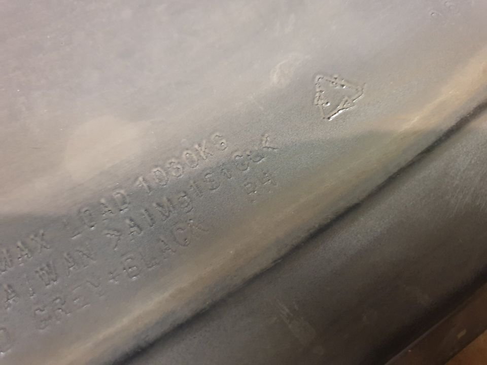 NEW Range Rover L-460 Alu-Felge RECHTS LR166714 9,5x 23" Zoll