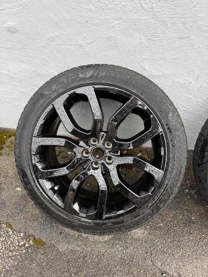 Original Range Rover 20-Zoll Felgen mit Reifen – Evoque