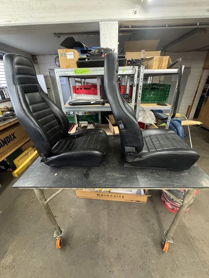 Porsche 3.0 G Model Sitze