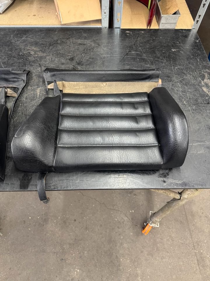 Porsche 3.0 G Model Sitze