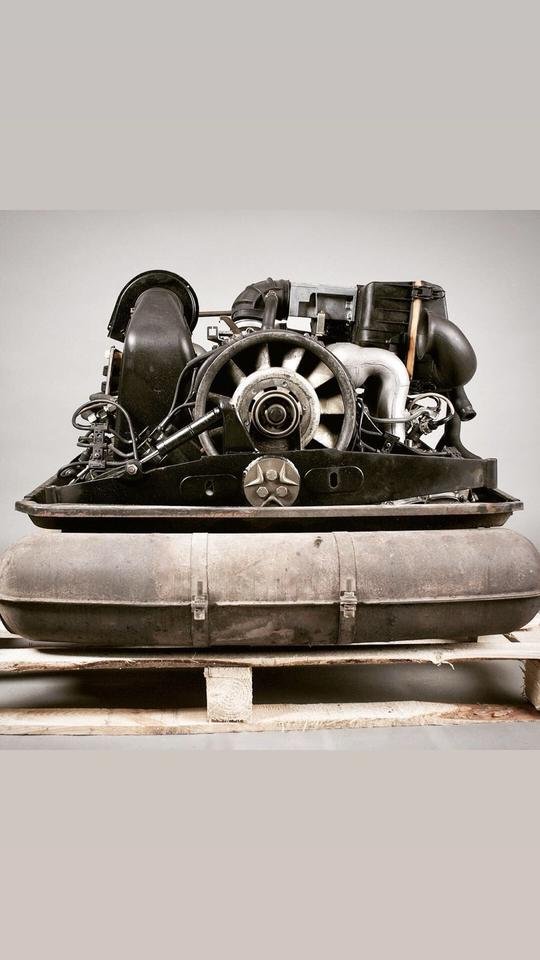 Porsche 911 3.2L Carrera motor engine 930.21 / 930.20