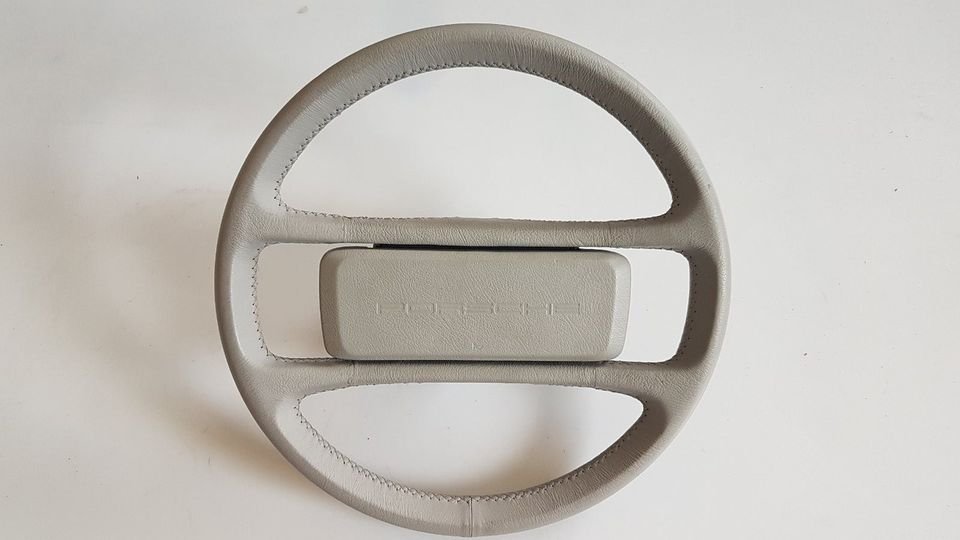 Porsche 911 928 Lenkrad Vierspeichen grau 92834708402 Neuzust.