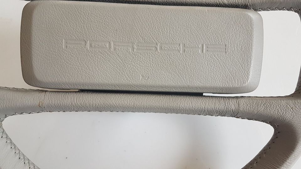 Porsche 911 928 Lenkrad Vierspeichen grau 92834708402 Neuzust.
