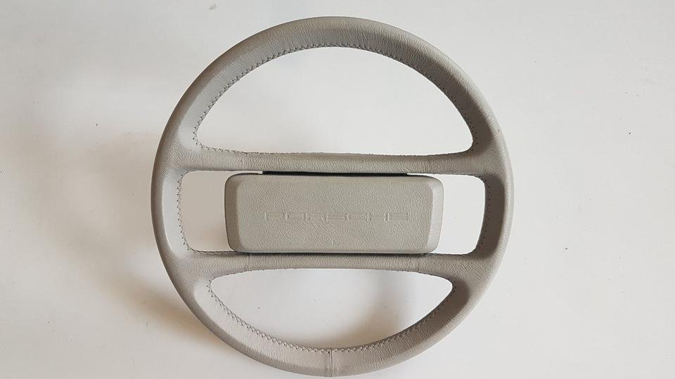 Porsche 911 928 Lenkrad Vierspeichen grau 92834708402 Neuzust.