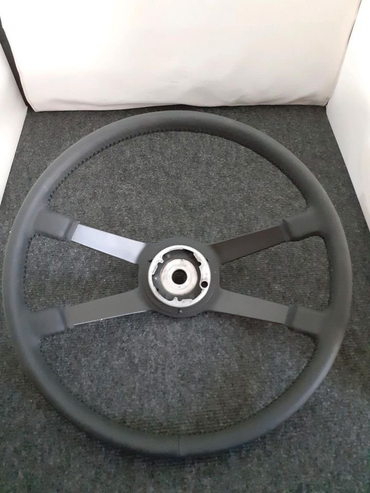 Porsche 911 F-Modell 912 Lenkrad original 40 cm neu bezogen