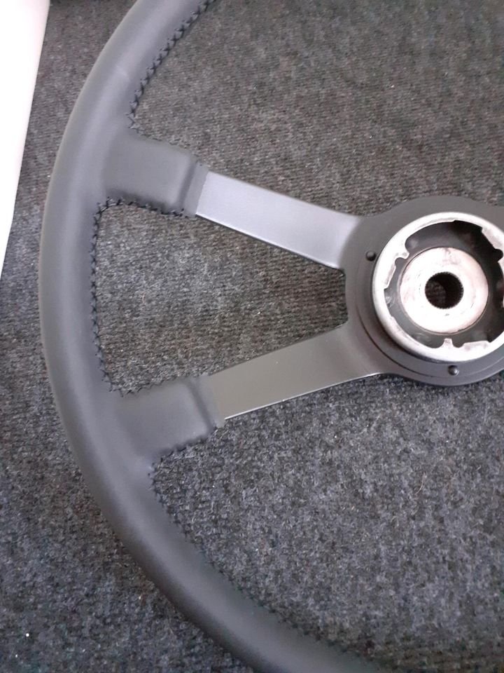 Porsche 911 F-Modell 912 Lenkrad original 40 cm neu bezogen