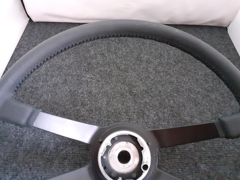 Porsche 911 F-Modell 912 Lenkrad original 40 cm neu bezogen