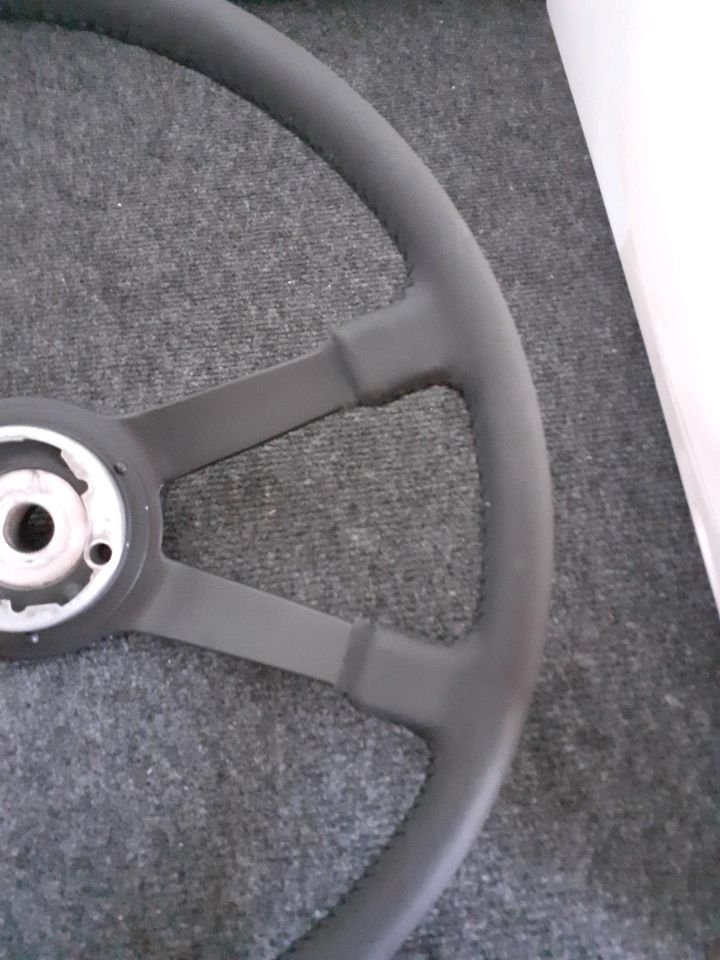 Porsche 911 F-Modell 912 Lenkrad original 40 cm neu bezogen