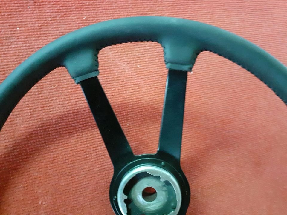 Porsche 911 F-Modell 912 Lenkrad original 42 cm neu bezogen