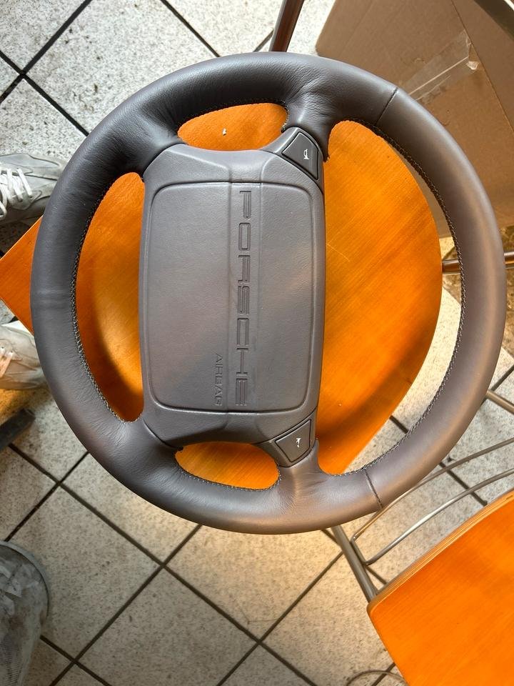 Porsche 964 Lenkrad neuwertig in grau Leder