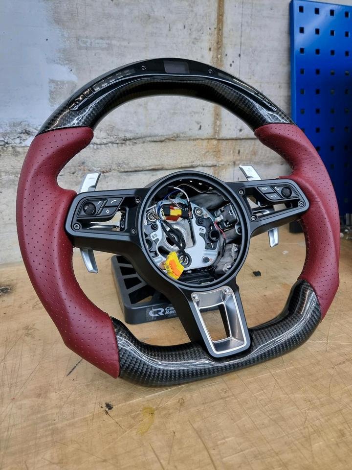 Porsche 991 Carbon Lenkrad