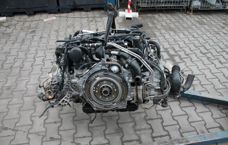 Porsche 992 DKC Motor Triebwerk Engine