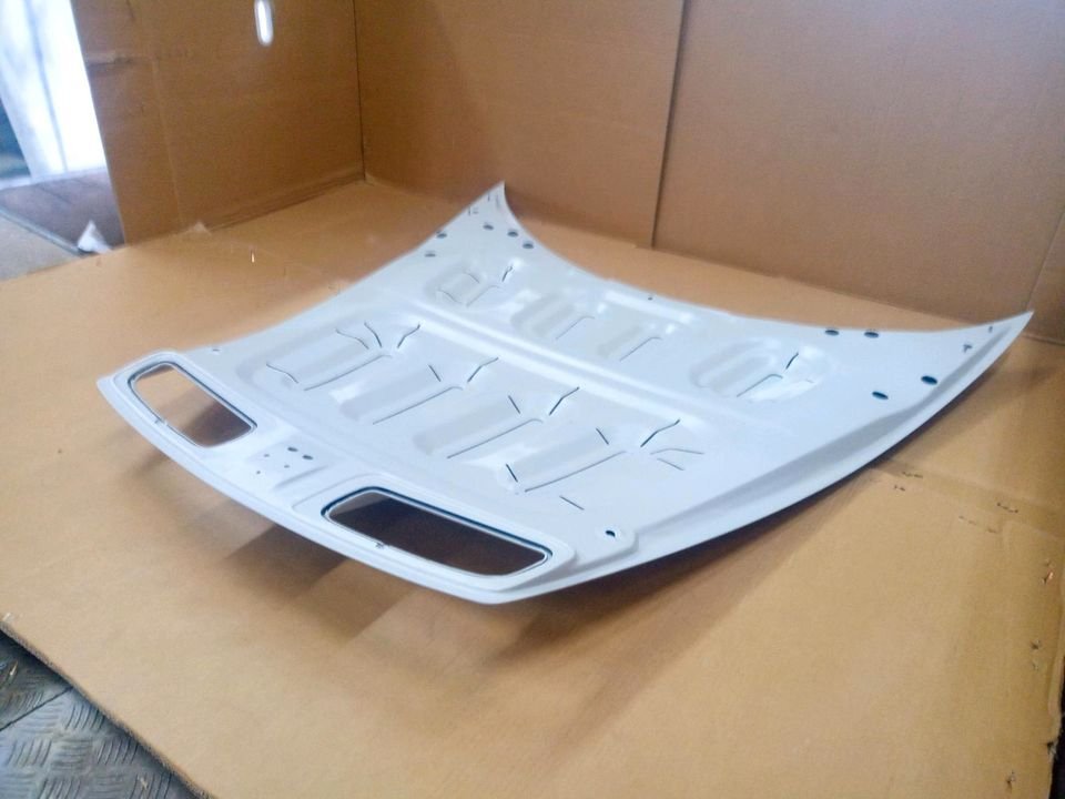 Porsche 992 GT3 — originale Carbon-Fronthaube / Motorhaube