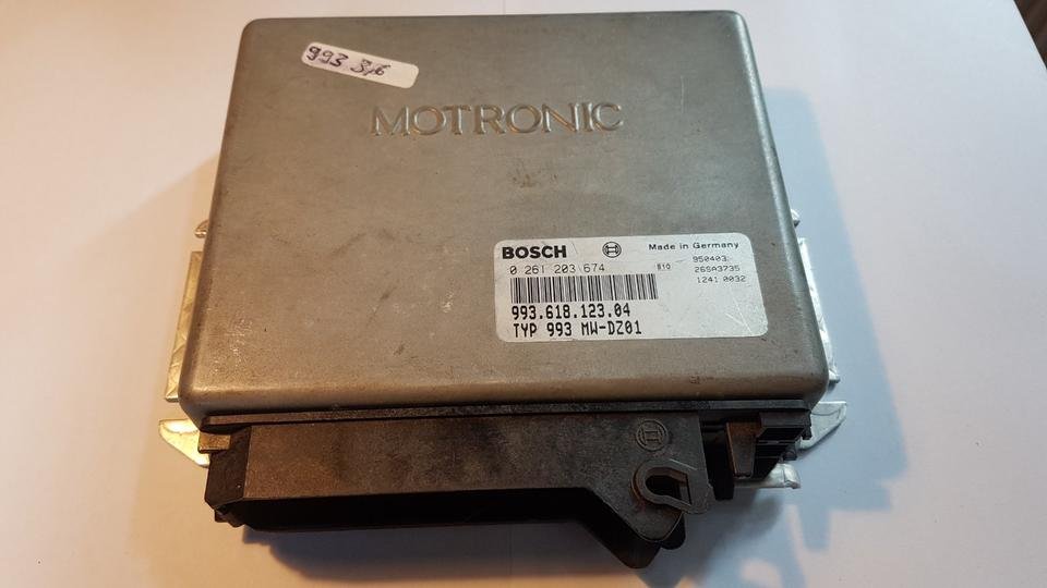 Porsche 993 Motor Steuergerät DME Engine Brain 993618123GX