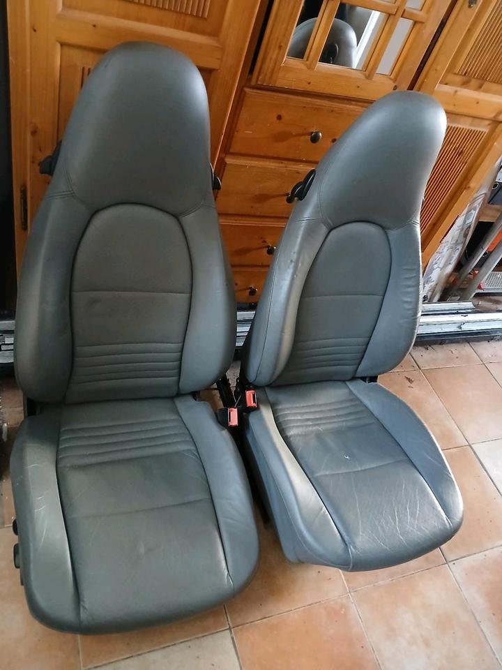 Porsche 996 Ledersitze grau