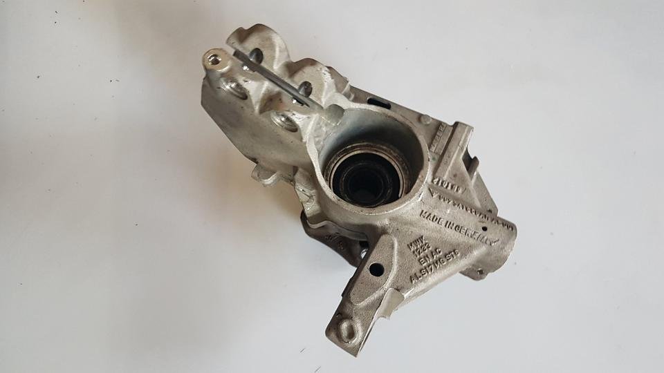 Porsche 997 GT3 Radträger Radlagergehäuse Wheel Hub 99734115898