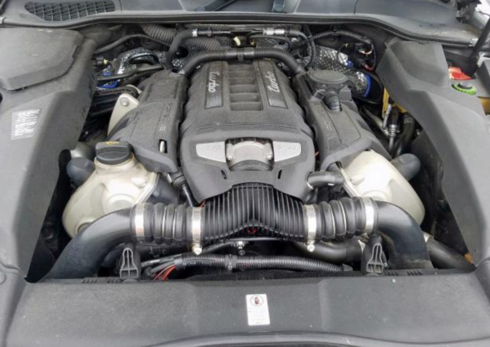 Porsche Cayenne 4.8 Turbo Motor M48.52 500PS Engine Moteur M4852