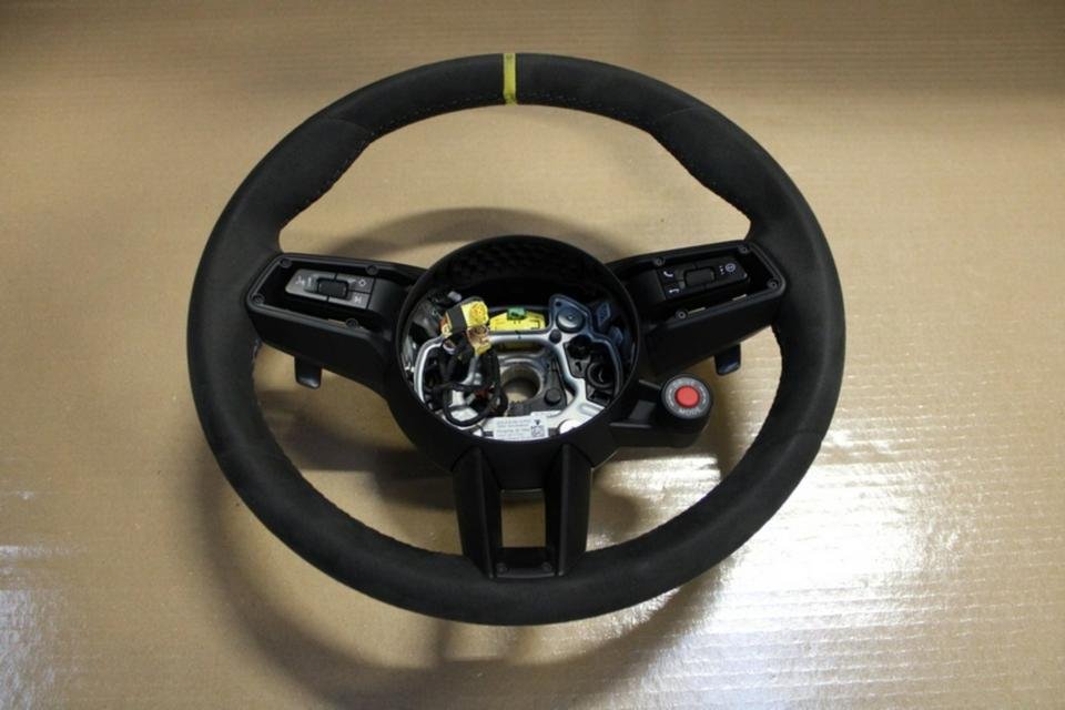 Porsche Cayenne 9Y Facelift GT Racetex Lenkrad Alcantara Heizung