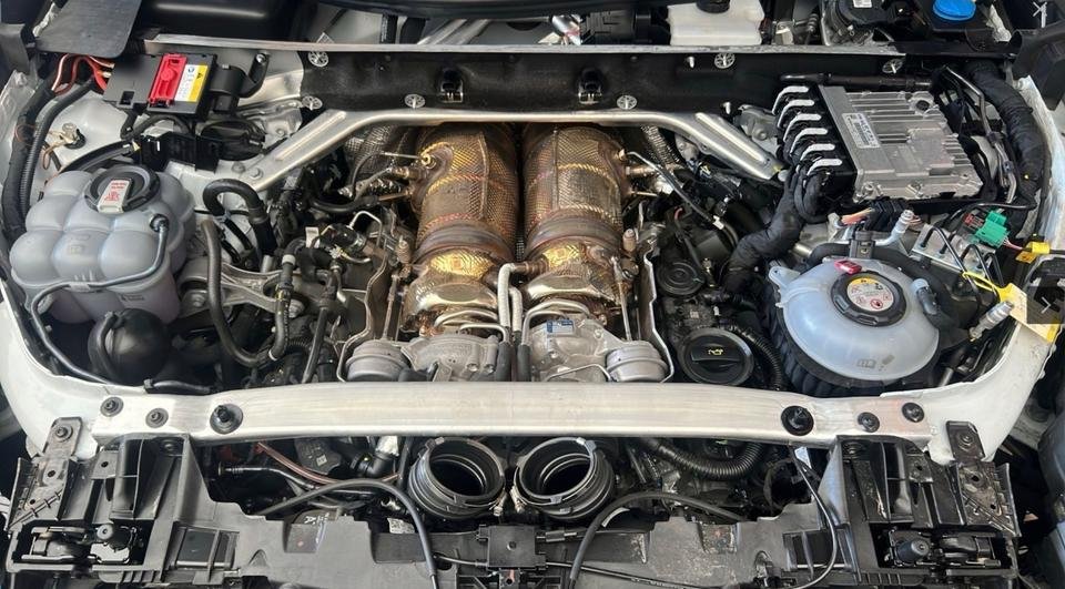 PORSCHE CAYENNE TURBO 9Y MOTOR ENGINE DCU 4.0 KOMPLETT