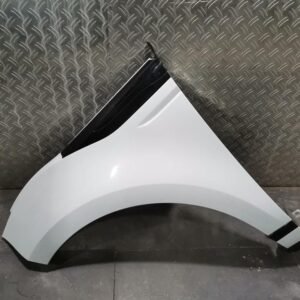 Range Rover Evoque L551 Kotflügel vorne links Yulong White 1AQ