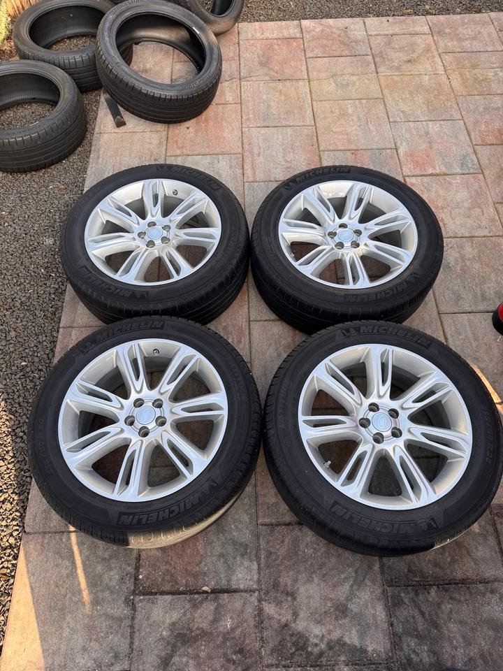 Range Rover Reifen/Felgen Velar