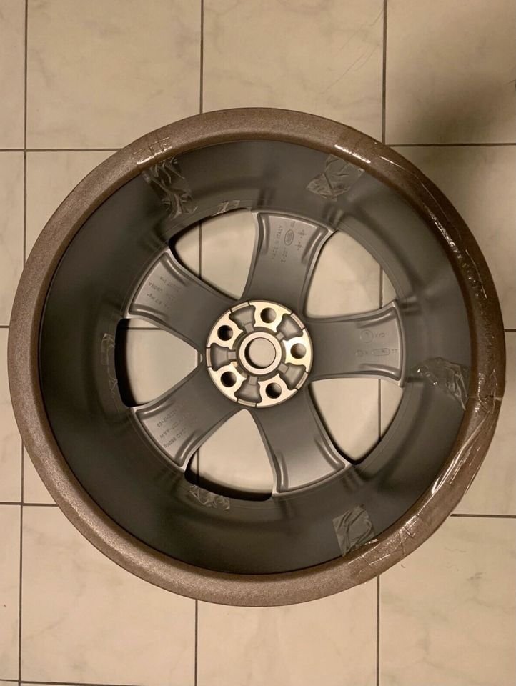 Range Rover Sport 5X Original Alu. Felgen Neu bis MJ 2013