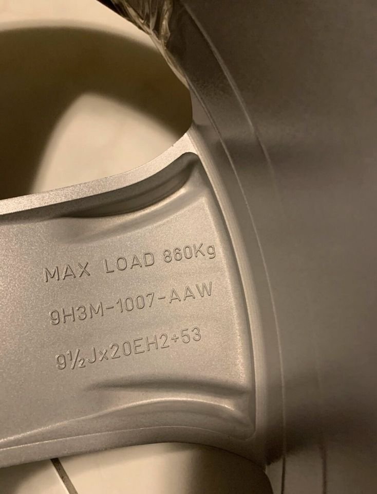 Range Rover Sport 5X Original Alu. Felgen Neu bis MJ 2013