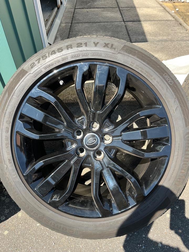 Range Rover Sport Felgen mit Reifen