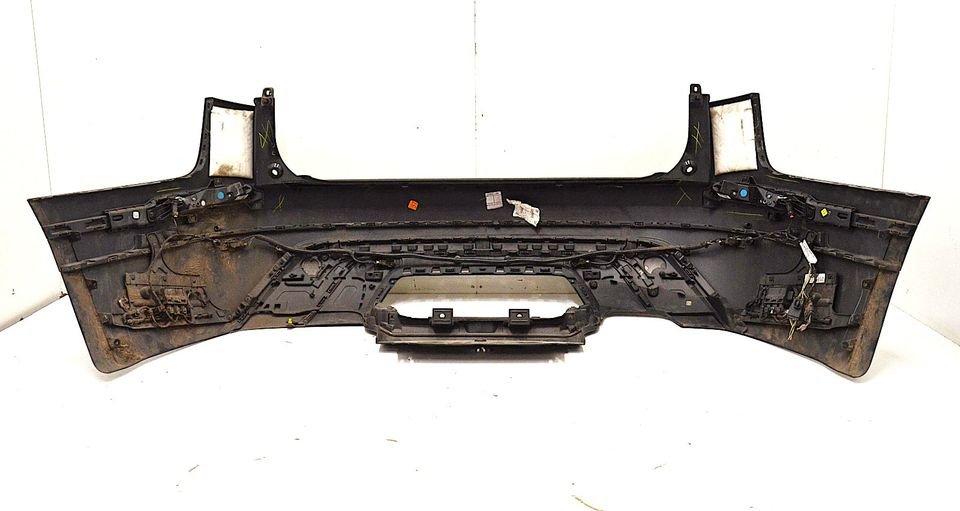 Range Rover Velar L560 Stoßstange hinten Stoßfänger Bumper X251