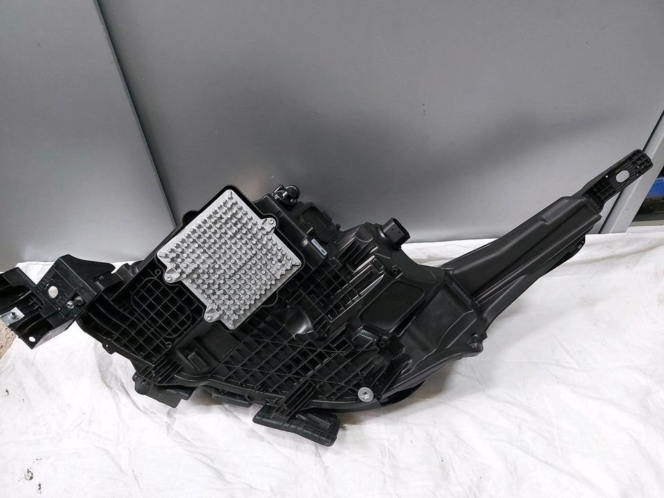 Scheinwerfer Land Rover Range L460 M8E2-13W029-HL FULL LED Rechts