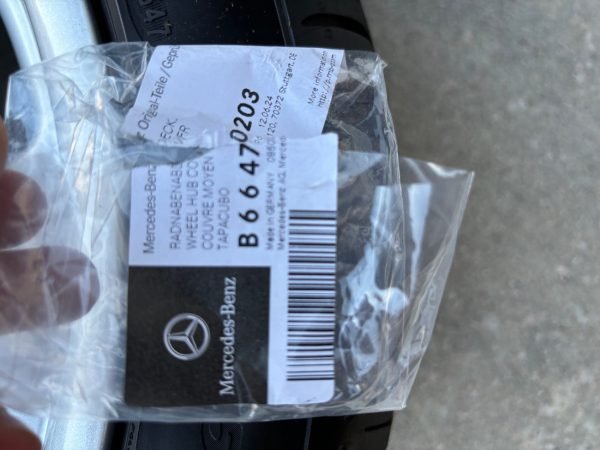 17″ AMG Aero II Monoblock Wheels with Pirelli Tires