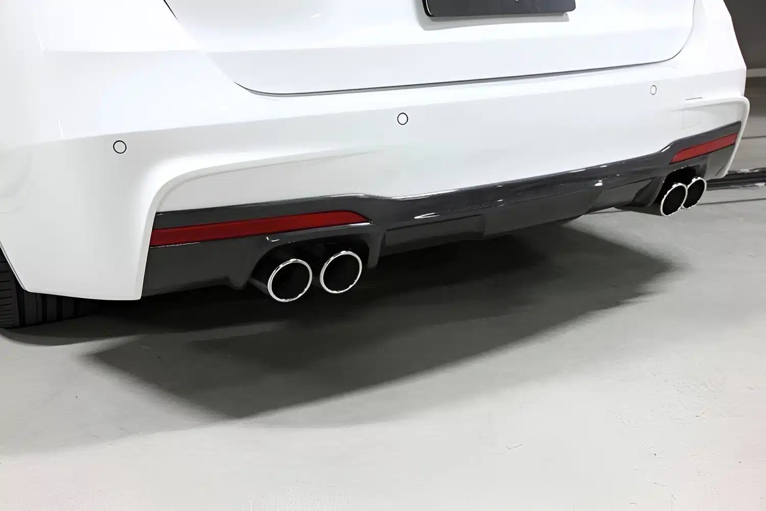3DDesign Carbon Rear Diffuser for F3x BMW 335i M Sport (with quad tips) [3108-23041]