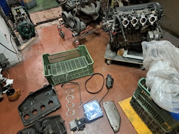 4AGE 20V Blacktop Toyota Engine motor swap