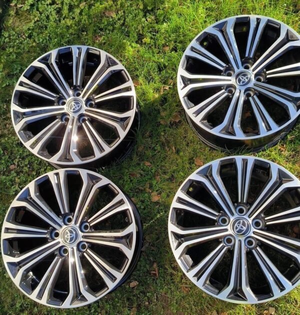 4x Original Toyota Corolla Alufelgen Rim Wheel 17x7 7,5“