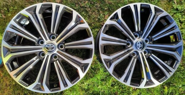 4x Original Toyota Corolla Alufelgen Rim Wheel 17x7 7,5“