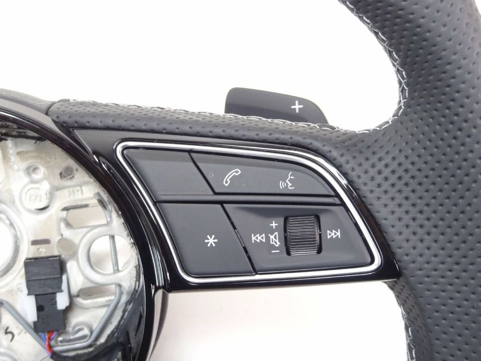 Audi A1 GB A3 Lenkrad Multifunktion Leder Lederlenkrad 82A419091